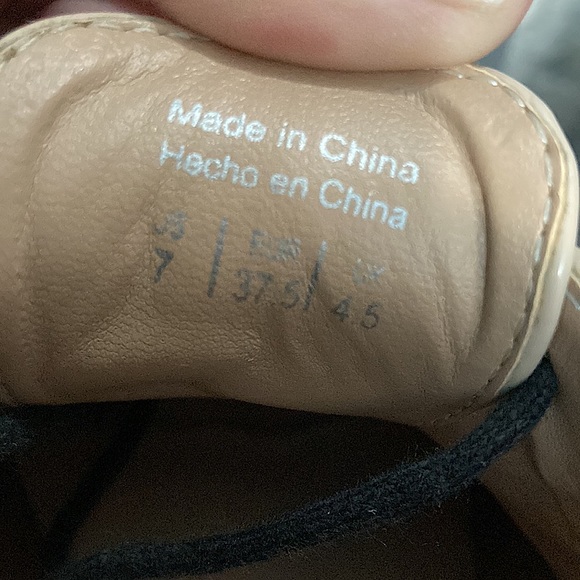 Aldo woman’s dress shoe - Picture 9 of 13